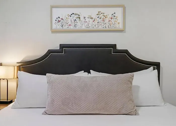 Wonderful 2-bedroom Near Restaurants - Hubbard 4 Apartamento *